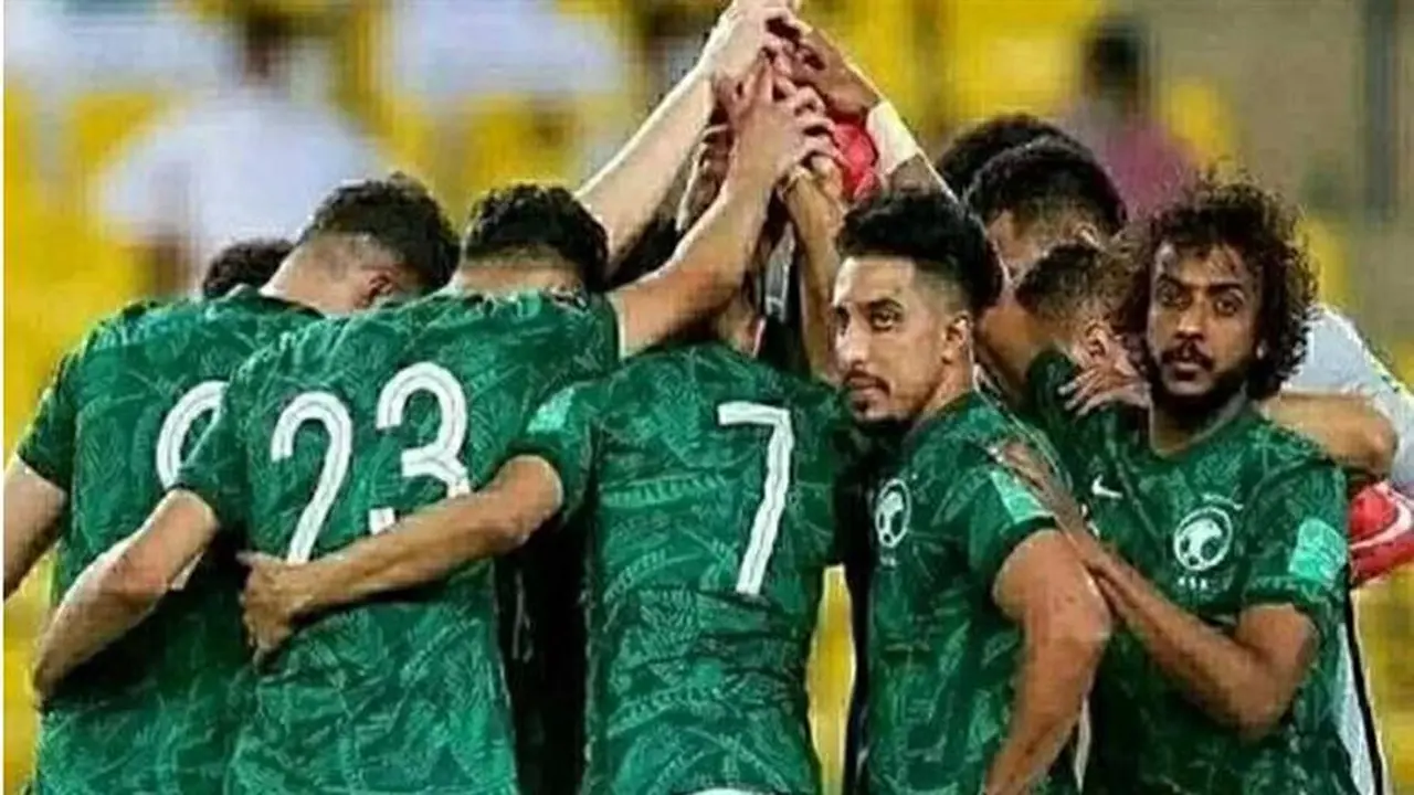 مشاهدة مباراة فلسطين والسعودية في كأس العرب 2025 مجانًا عبر قنوات ومواقع رسمية